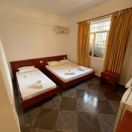 Hotel Marsi * Saranda